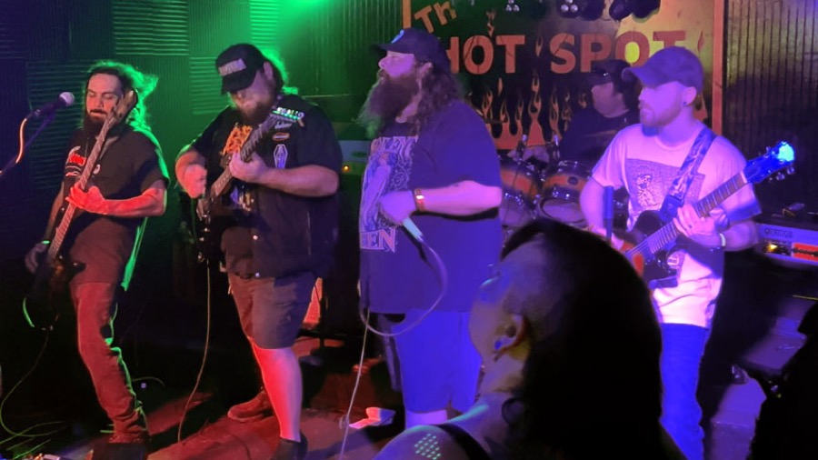 Neznum live